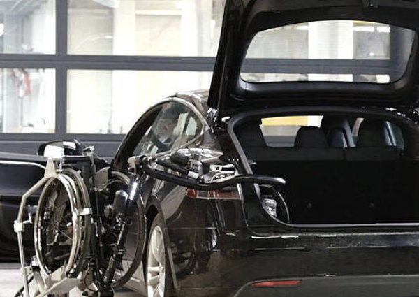 csm_Rollstuhlverladesysteme_Video_800x450_7be1459920